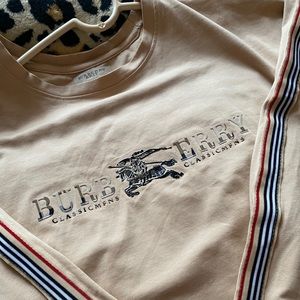 100% cotton Burberry shirt 🖤